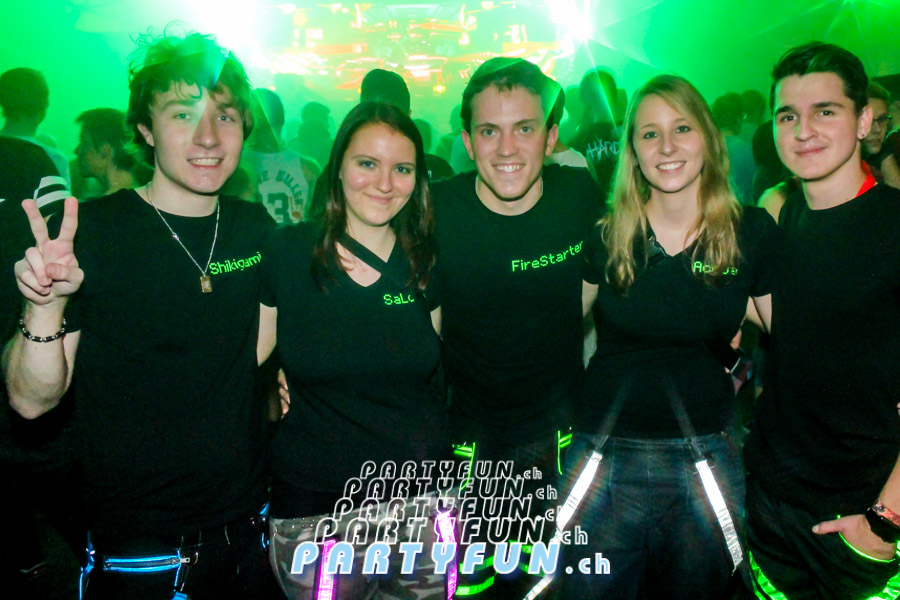 MicroRavez, Gruppenfoto, Sonic Industrial